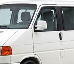 DEFLECTEURS DE VITRES AVANT SMOKE BLACK OU BLACK VW BUS T4 (1990/2003)