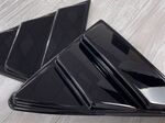 PRISES D'AIR DE VITRES ARRIERES TYPE "LOUVERS"  SEAT LEON 5F 5 PORTES "PIANO BLACK" (2012/2020)
