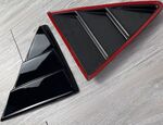 PRISES D'AIR DE VITRES ARRIERES TYPE "LOUVERS"  SEAT LEON 5F 5 PORTES "PIANO BLACK" (2012/2020)