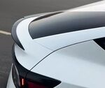BECQUET DE COFFRE TESLA MODEL Y PHASE 2 PIANO BLACK FINISH (2025+)