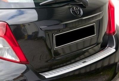 SEUIL DE COFFRE TOYOTA YARIS XP13 (2011/2020)