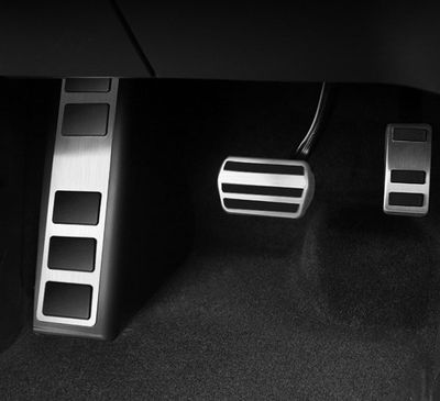 REPOSE PIED FORD MUSTANG MACH - E (2021+)