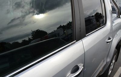 ENTORAGES DE VITRES CHROMES VW AMAROK (2010/2016)