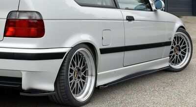 JEU DE BAS DE CAISSE (RAJOUTS EN ABS) BMW E36 PACK M (1992/1999)
