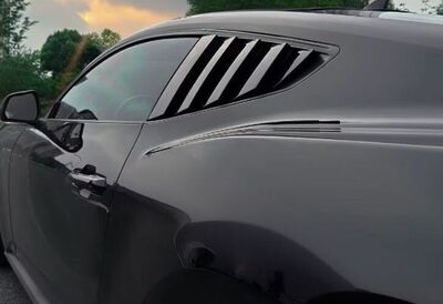 PRISES D'AIR DE VITRES ARRIERES TYPE "LOUVERS" FORD MUSTANG MK7 V2 (2023+)
