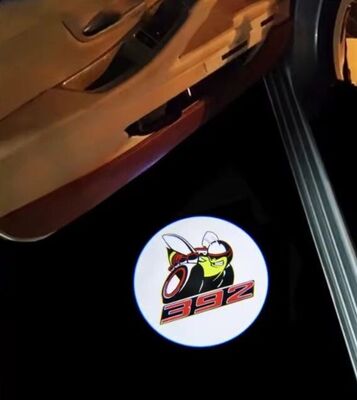 ECLAIRAGE WELCOME LIGHT siglé DODGE CHALLENGER (2008/2019)