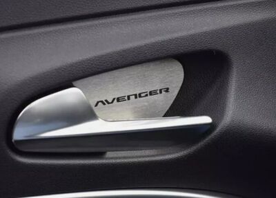 ENJOLIVEURS DE GACHES DE PORTES INTERIEURES JEEP AVENGER (2023+)