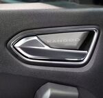 ENJOLIVEURS DE GACHES DE PORTES INTERIEURES (AVANT+ARRIERE) RENAULT KANGOO (2020/2025)