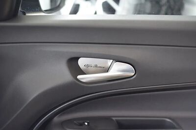 ENJOLIVEURS DE GACHES DE PORTES INTERIEURES ALFA ROMEO JUNIOR (2024+)