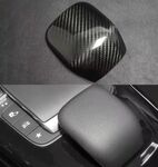 ENJOLIVEUR DE POMMEAU EN CARBONE MERCEDES MERCEDES CLASSE A W177 (2019+) MERCEDES CLA W118 (2019+)