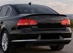 BECQUET DE COFFRE VW PASSAT B7 BERLINE KT LINE PIANO BLACK FINISH (2009/2015)