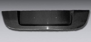 SUPPORT DE PLAQUE ARRIERE ENJOLIVEUR CARBONE POUR BMW E60 (2003/2010)