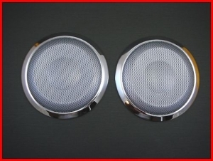 GRILLES D'ENCEINTES CHROMEES(AVANT) BMW E90/E91 (2005/2012)