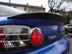 BECQUET DE COFFRE CARBONE MAZDA RX8 TYPE JDM (2003/2012)