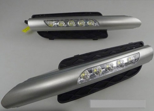 ECLAIRAGE DE JOUR TYPE "RUNNING DAYLIGHTS" BMW X5 E70 STANDARD PHASE 1 (2007/05-2010)