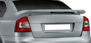 BECQUET DE COFFRE SKODA OCTAVIA 1Z RD DESIGN (2004/2013)