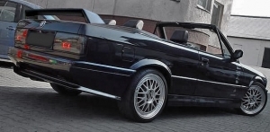 BECQUET DE COFFRE BMW E30 EVOLUTION (1982/1994)