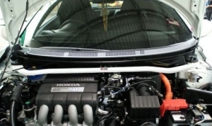 BARRE ANTI RAPPROCHEMENT AVANT SUPÉRIEURE HONDA CRZ (2010/2015)