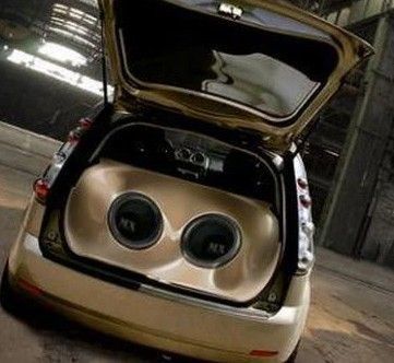 BOOMBOX FORD FIESTA MK6 (2002/2008)