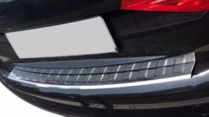 SEUIL DE COFFRE CHROME AUDI A6 4F/2 AVANT FACELIFT (08-2008/2011)