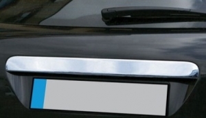 BARRETTE DE COFFRE CHROMEE SUPERIEURE FORD C MAX 1 (2004/02-2008)