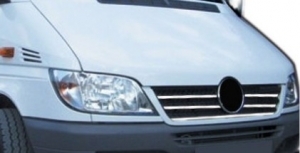 ENJOLIVEURS DE CALANDRE CHROMES MERCEDES SPRINTER W901 (2000/2006)