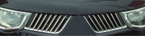 ENJOLIVEURS DE CALANDRE CHROMES MITSUBISHI L200 (2006/2015)