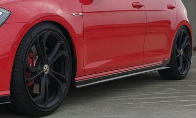 JEU DE BAS DE CAISSE CARBONE VW GOLF VI R ST LINE PIANO BLACK FINISH (2019/2020)