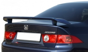 BECQUET DE COFFRE HONDA ACCORD RD LINE V2 (2002/2008)
