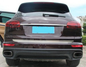 BARRETTE DE COFFRE CHROMÉE SUPÉRIEURE OU INFÉRIEURE PORSCHE CAYENNE 958 PHASE 2 (11-2014/2017)