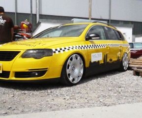 JEU D'AILES AVANT ADAPTABLES VW PASSAT 3C (+3cm de large par coté) (2005/2010)