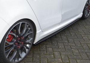 JEU DE BAS DE CAISSE (RAJOUTS EN ABS) AUDI A1 SLINE FACELIFT (01-2015/2018)