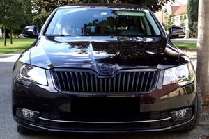 CALANDRE SANS SIGLE SKODA SUPERB II PHASE 2 MONTECARLO DESIGN (07-2013/2015)