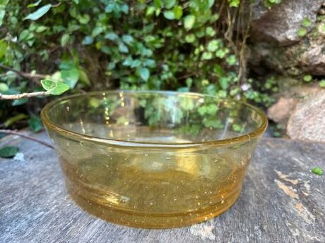 SALADIER BAS EN VERRE BULLE