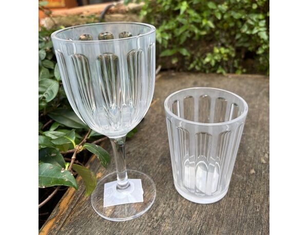 6 VERRES A PIED ACRYLIQUE