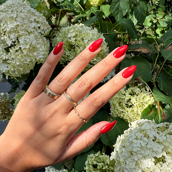 SHELLAC™ VIVID Red Carpet