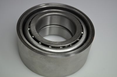 Front wheel bearing double rear end front