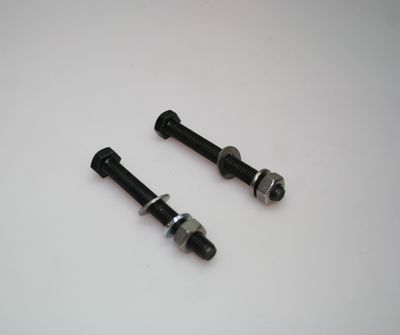 Reservoir straps screw since November 1954