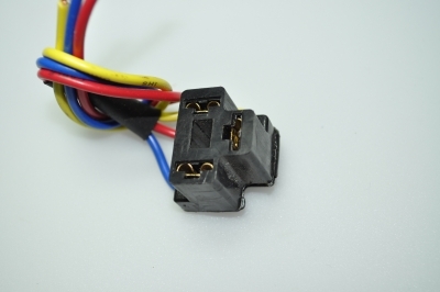 connector plug 3-strip bulb