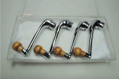 window lifter handle (by 4) used rebuiled parts