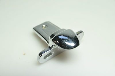 bonnet hinge bracket origin