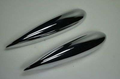 tampon sur pare-chocs AV ou AR les deux (origine rechromée)