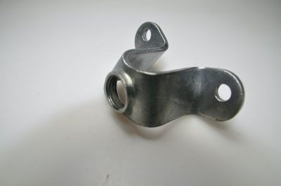 bride guide de câble de débrayage