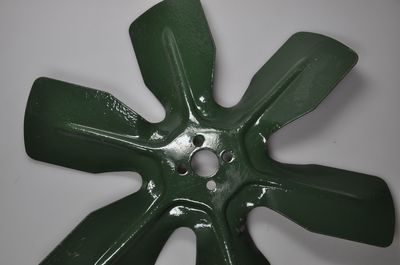 fan with 6 blades