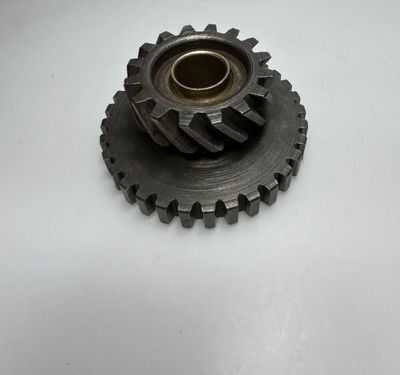 first and reverse speed layshaft pinion 26 and 39 cogs