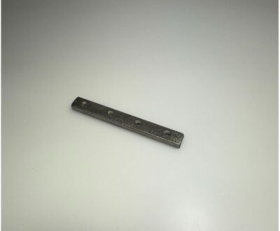 renfort latéral d'assemblage des cadres de pare-brise