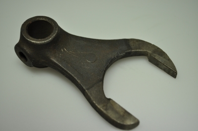 first/reverse speed selection fork