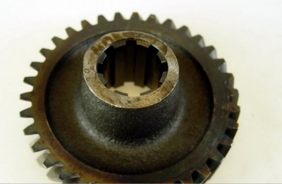 pinion 2nd gear on second shaft
