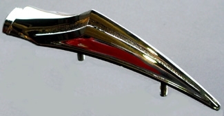 upper grille ornament BN