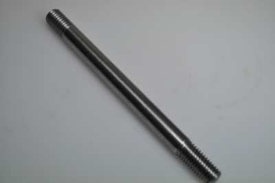 bolt cylinder head (before 1952)